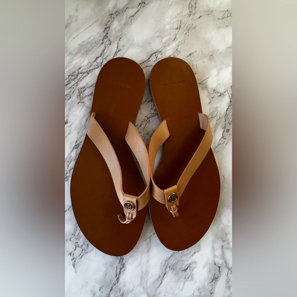 Tory Burch Manon Thong Sandal, (tan, size 7) - Picture 5 of 14